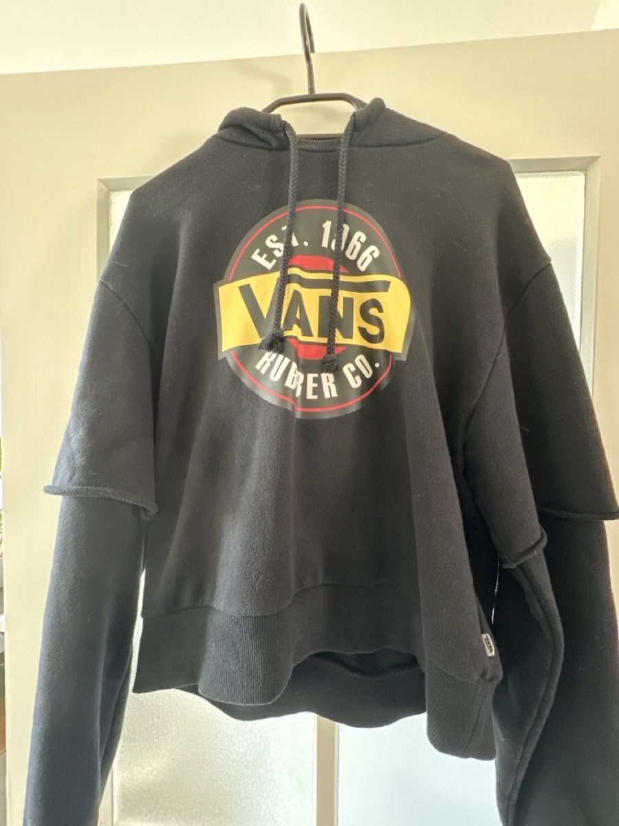 Maglioni & Felpe: Vans Hoodie – Usato da Basel venduto da yourlocalvivi