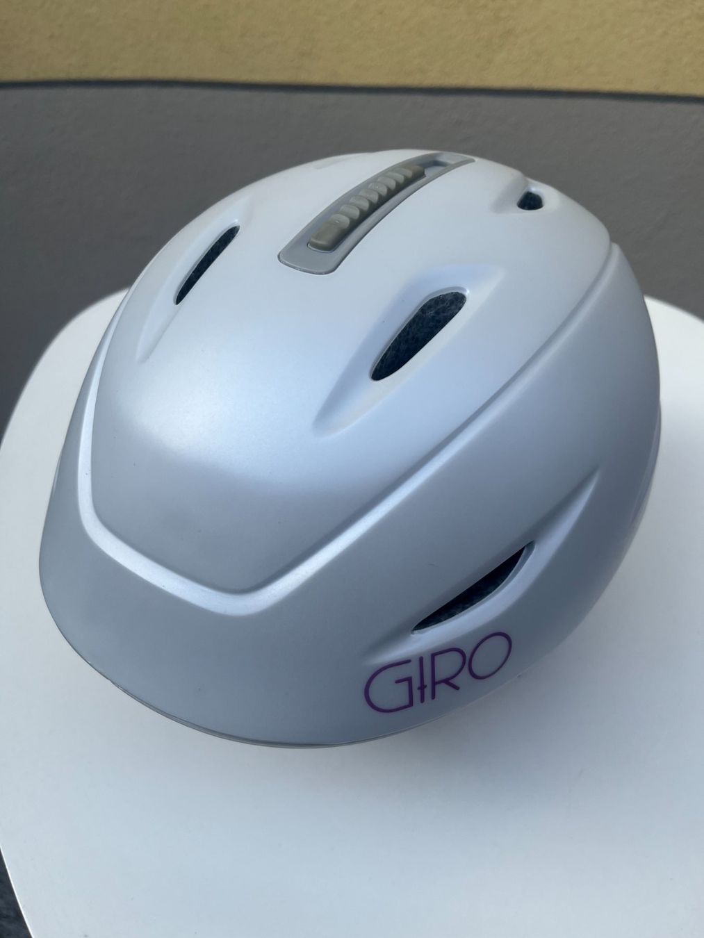 Giro Caschi: Casco da sci/snowboard GIRO Fade MIPS – Usato da Rivera venduto da lor_p69f