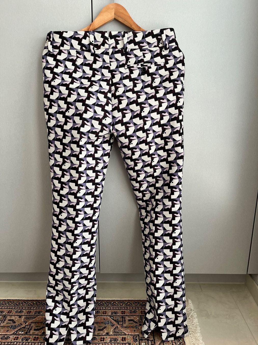 Bally Pantalons: Bally Hose mit Muster, Gr. 36, chic – D'occasion à Bonstetten par kosamui303 1