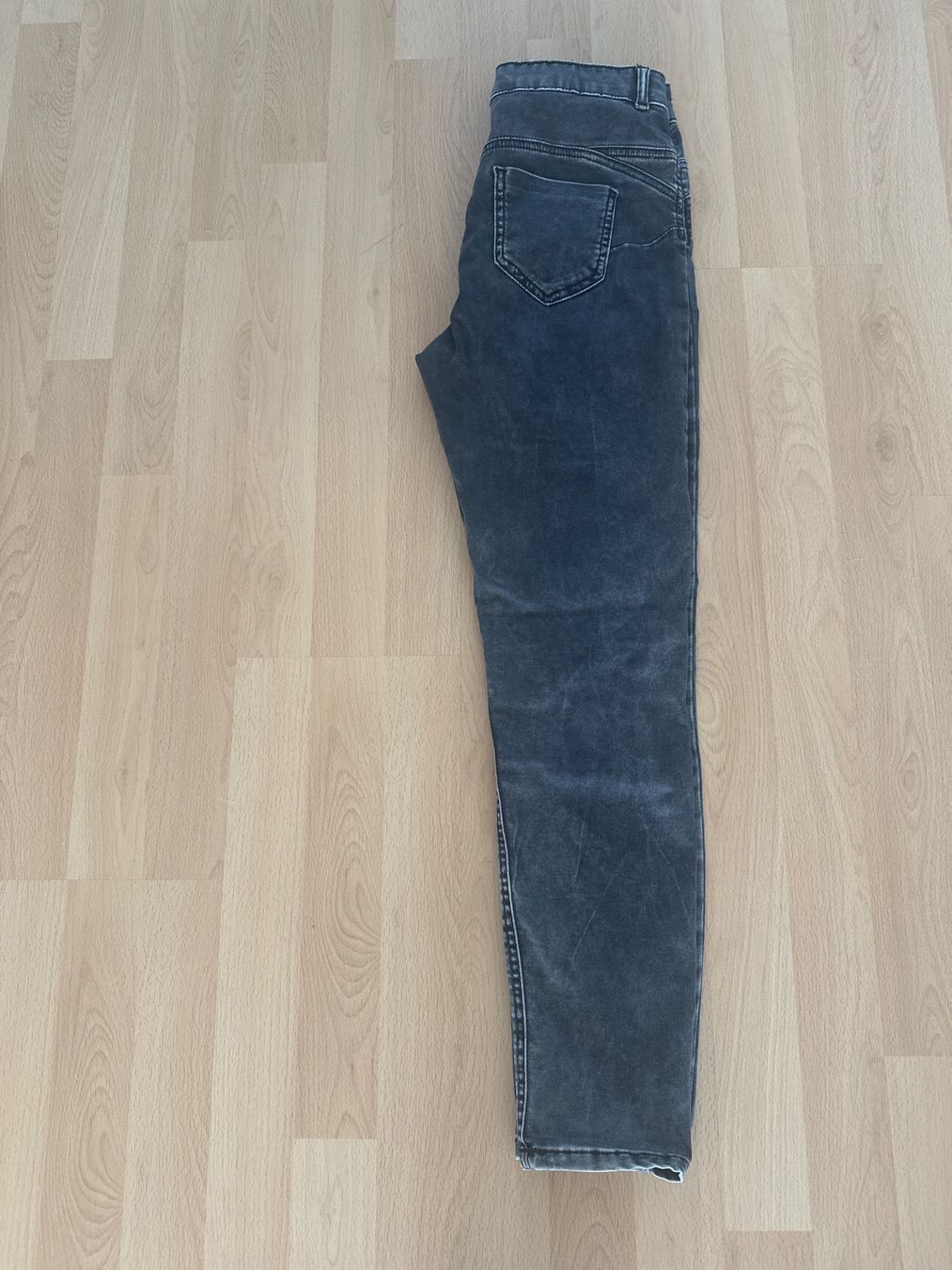 Calzedonia Jeans: CALZEDONIA Jeans, Gr. M – Usato da Schwarzenburg venduto da mezulienka