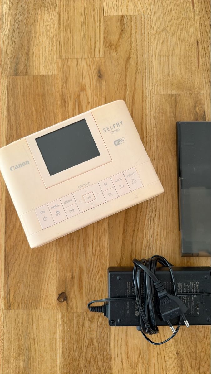 Canon Stampanti: Canon Selphy CP1300 Photo Printer WiFi – Usato da Regensdorf venduto da __Claudia_