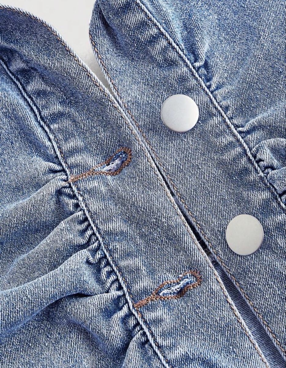 Tops: Light Wash Denim Halter Top 💙✨ – Neu und originalverpackt aus Zürich von onlyifashion 2