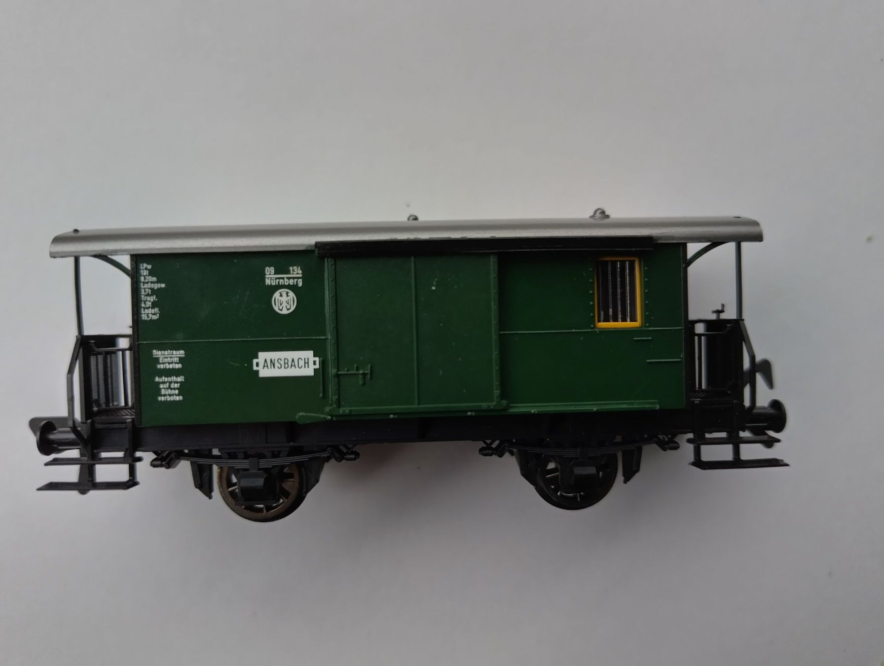 Fleischmann Modellini di ferrovie: Fleischmann HO 5055 Gepäckwagen mit OVP – Usato da Trub venduto da Cbastian