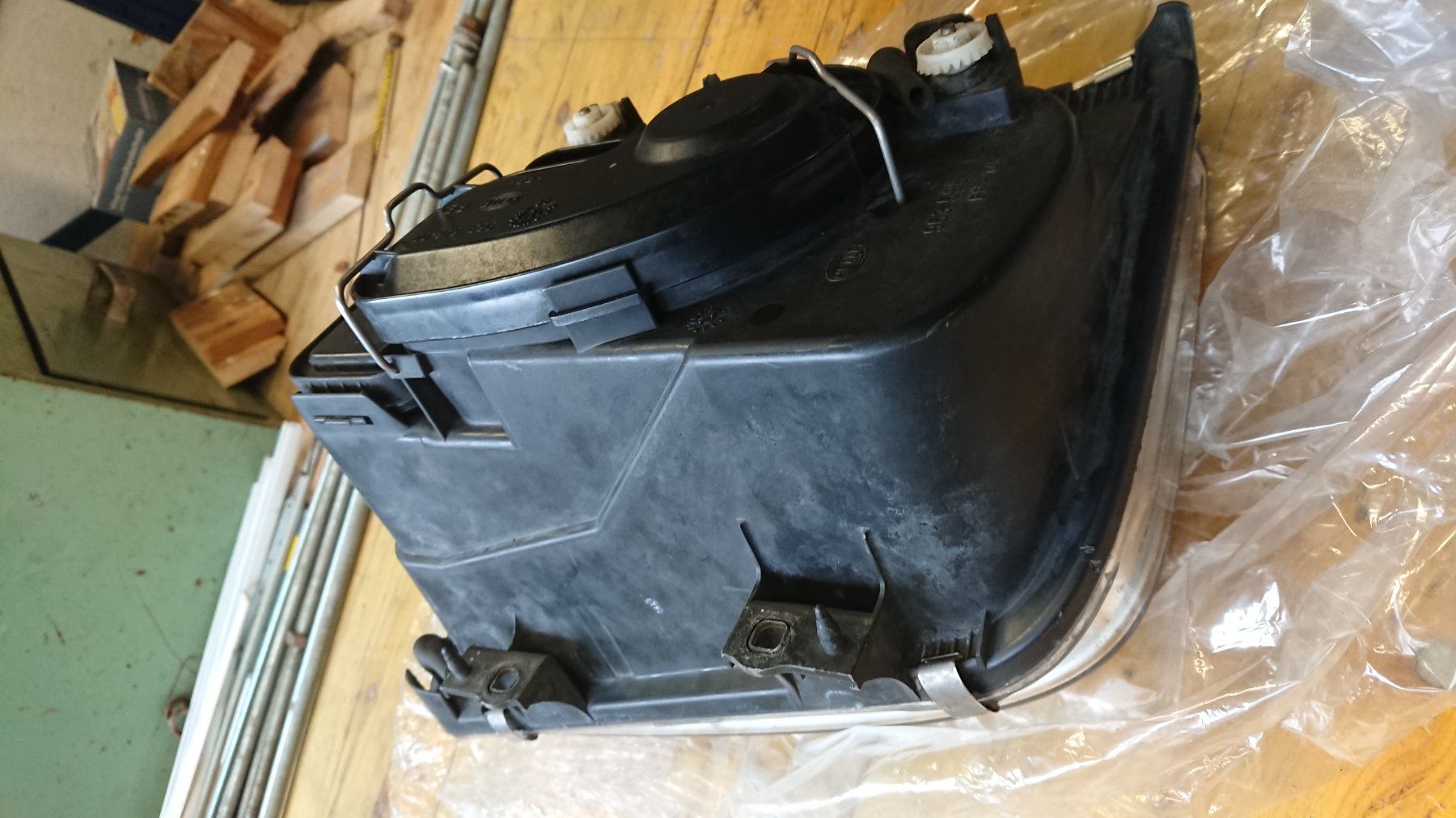 VW Fari: Scheinwerfer Rechts VW Bora – Difettoso da Oeschenbach venduto da maximiliano76 3