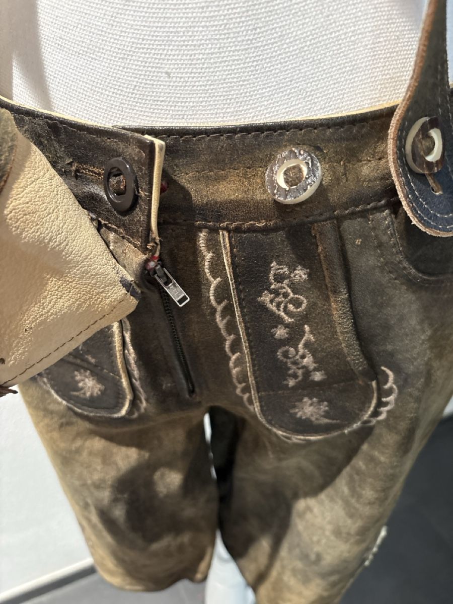 Pantalons: Damen Lederhose  – D'occasion à Wiesendangen par Powersandra03 2