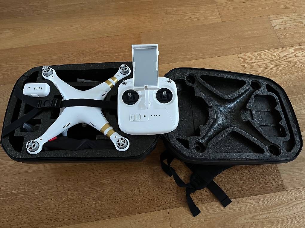 DJI Camcorder: DJI Phantom 3 SE 4K – Gebraucht aus Vésenaz von DanyMR12 1