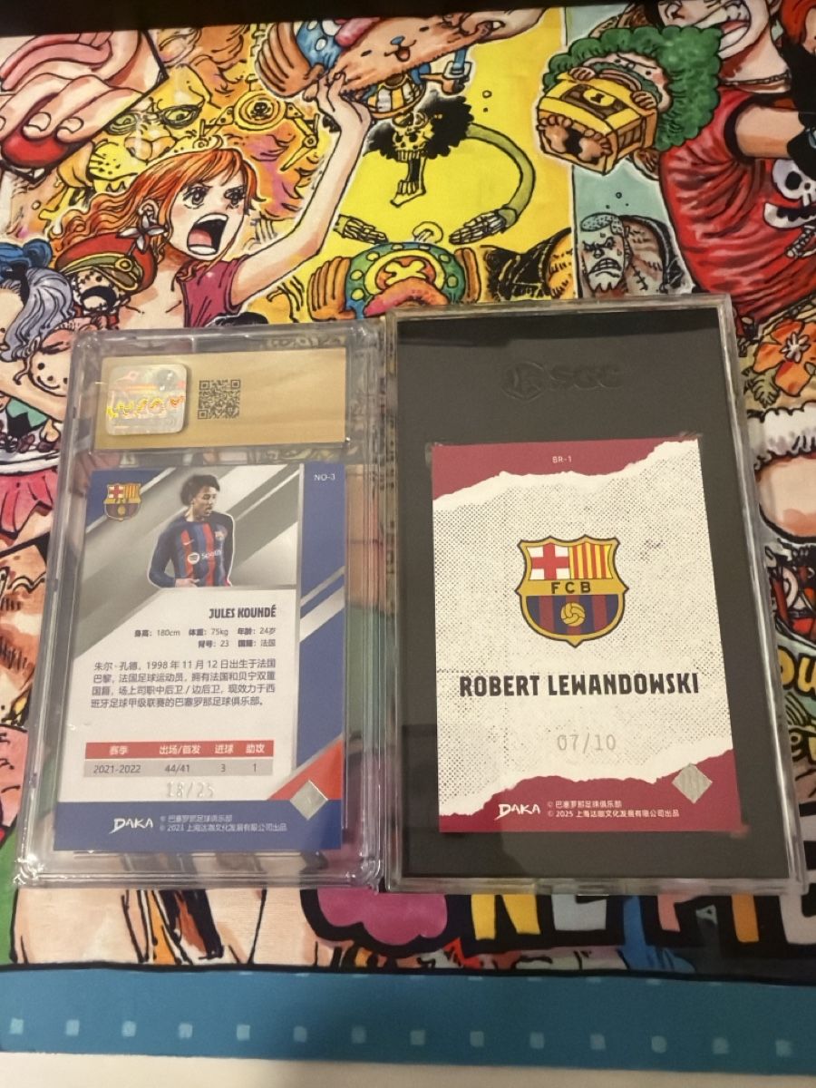 Carte collezionabili: Daka barcelona Lewandowski Kounde – Usato da S. Antonino venduto da Mc2495 1