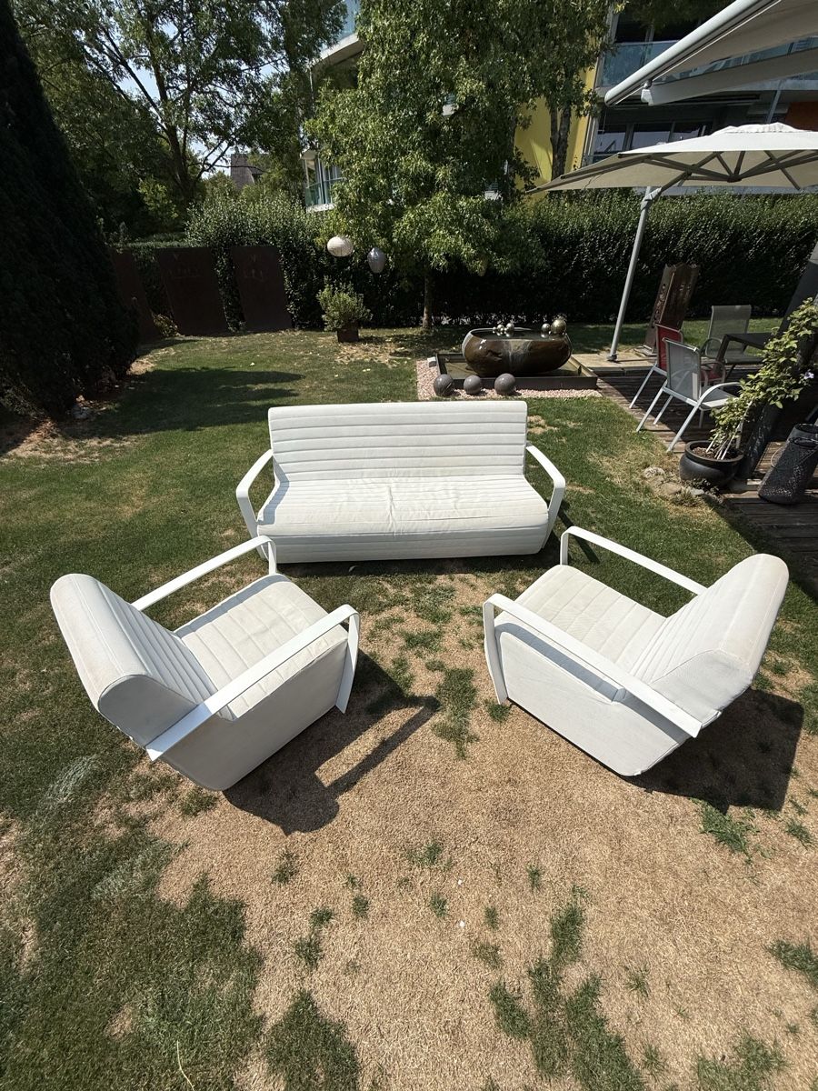 Poltrone: Skyline Design Gartenlounge weiss. 3-er-Sofa plus 2 Sessel  – Usato da Weinfelden venduto da ff57