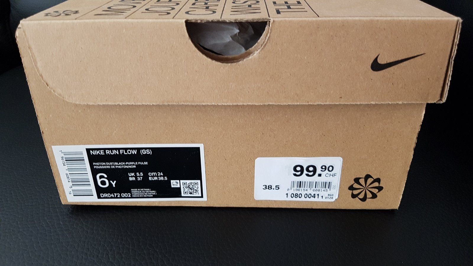Nike Herrenschuhe: Sneakers Nike Run Flow GS Gr.38,5 – Neu und originalverpackt aus Zürich von ata_c8nh 7