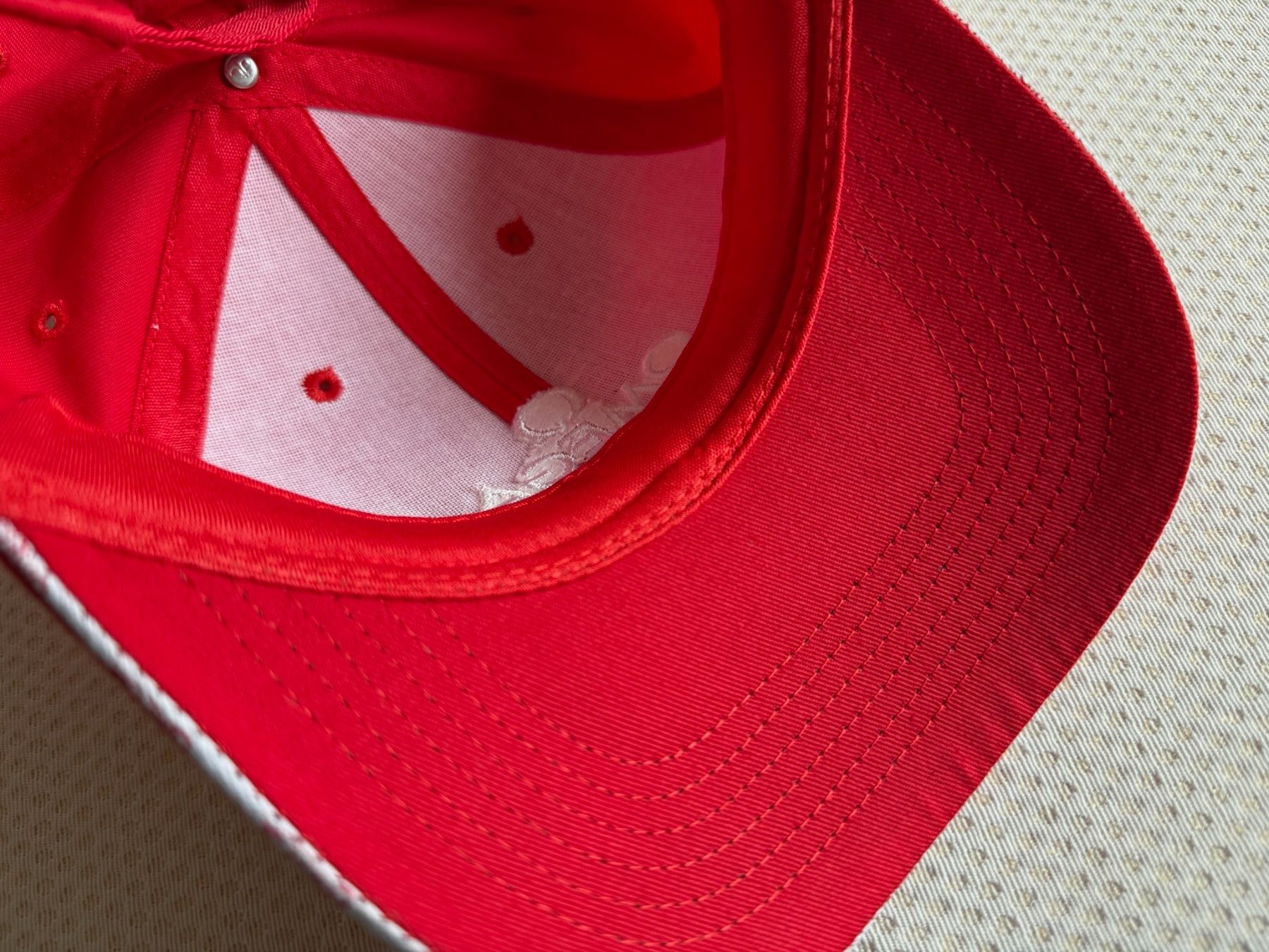 Copricapi, berretti & cappellini: Omega - Casquette  NEUF – Usato da Sion venduto da accroshoes 2