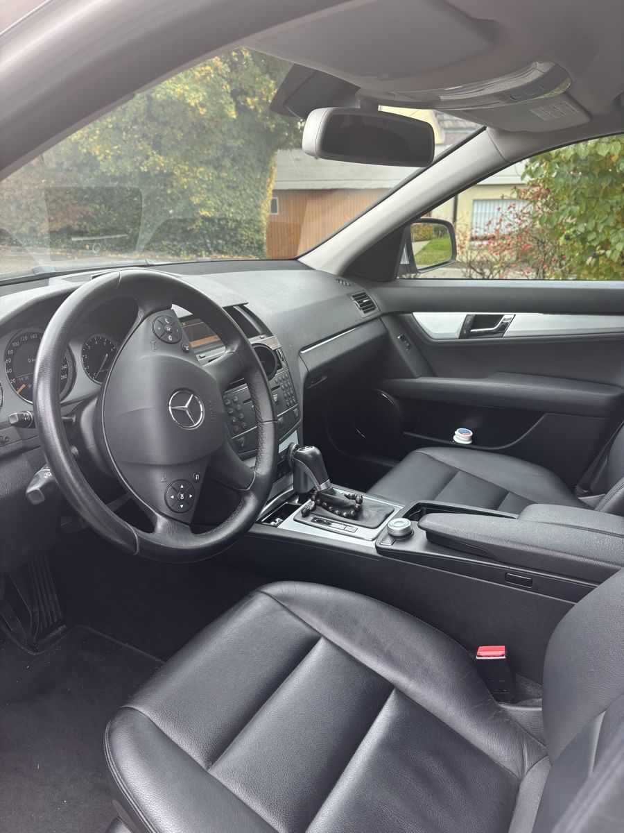 Mercedes-Benz Automobili: Mercedes w204 c200 – Usato da Herrliberg venduto da Dmitry123 4