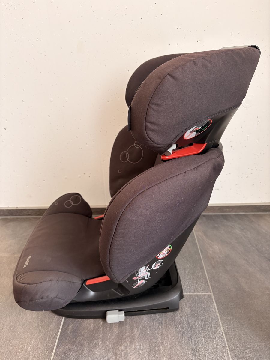 Maxi-Cosi Auto-Kindersitze: Kindersitz MaxiCosi – Gebraucht aus Wila von andrejos 1