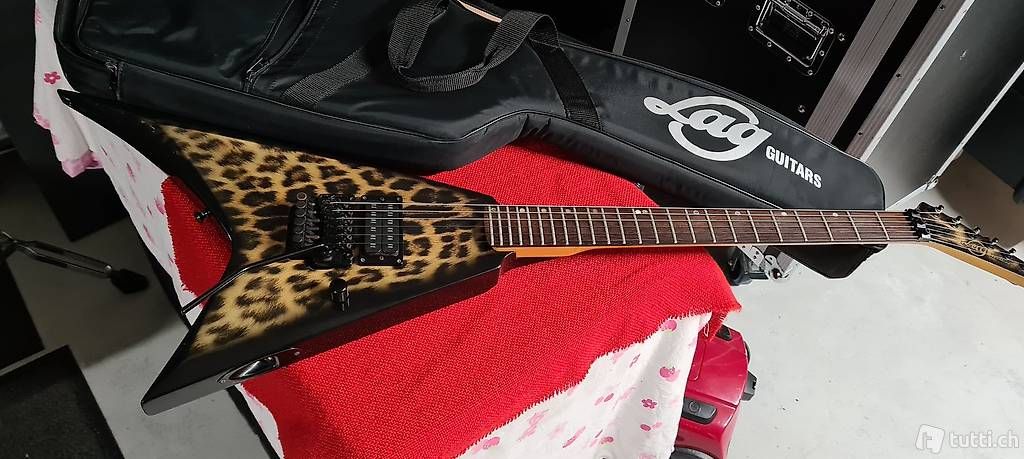 Musikinstrumente: E-Gitarre Lag, Vintage Alles original !!!!! – Gebraucht aus Wallisellen von Roci1