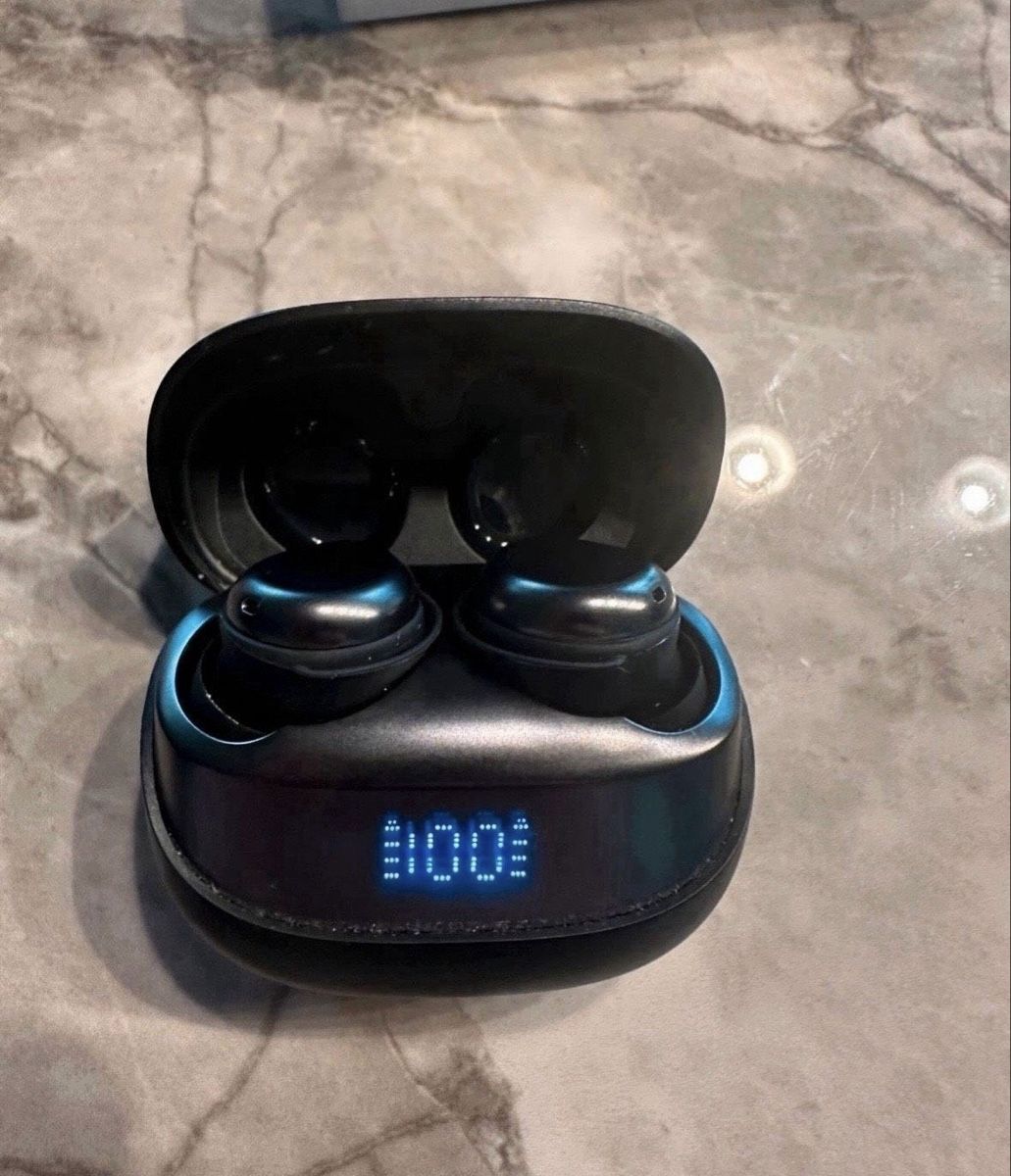Casques audio: Sehr gute Wireless Kopfhörer in schwarz – D'occasion à Balgach par ren_xy57 2