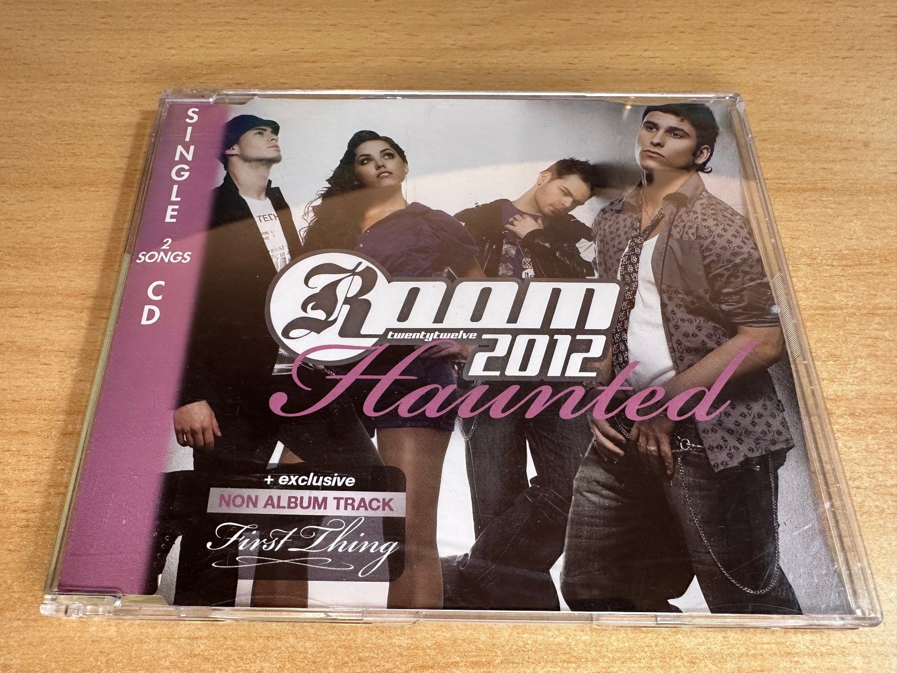 CD: Room 2012 – Haunted - Single CD – Usato da Rikon im Tösstal venduto da Alpenmutz