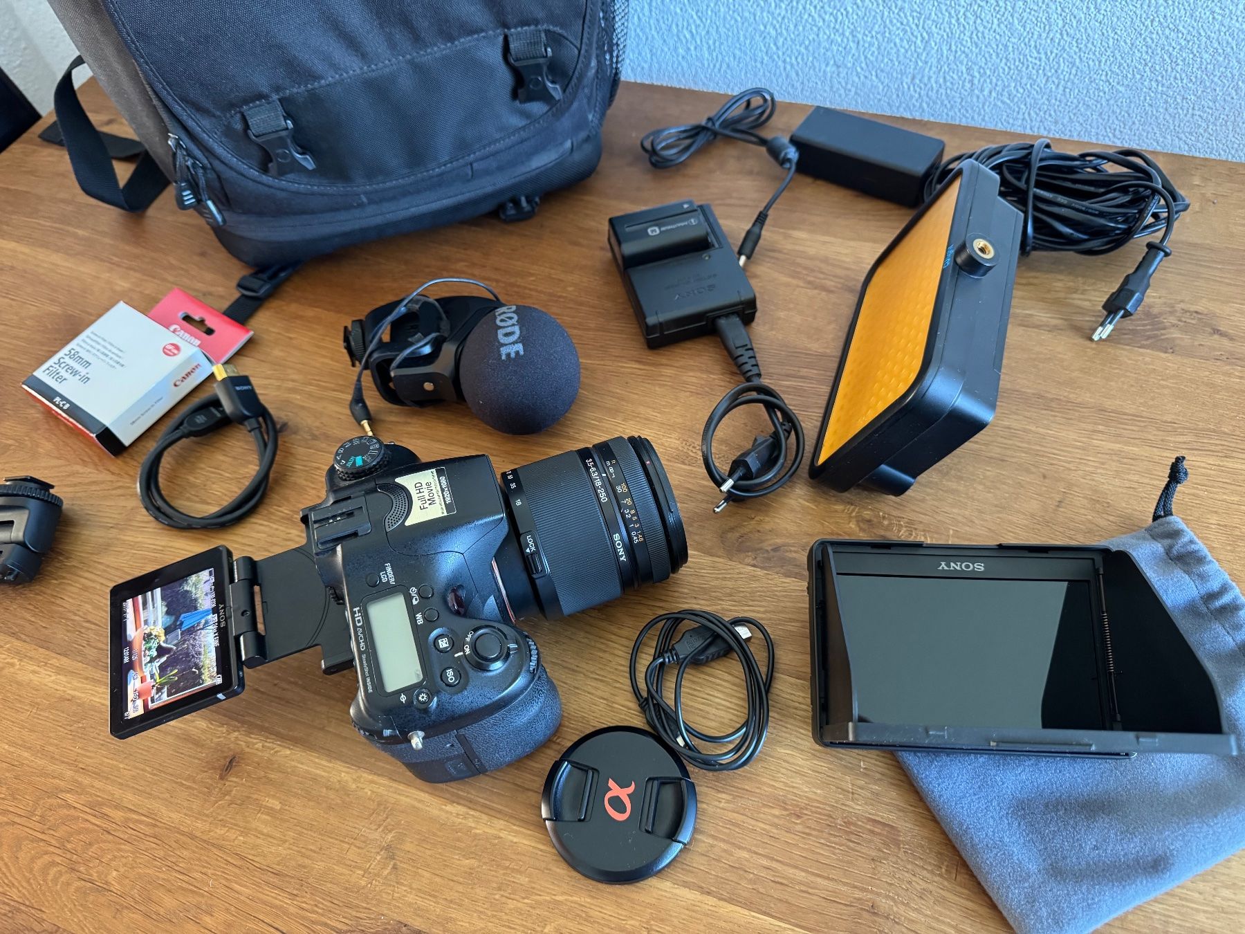 Sony Appareil photo: Sony Alpha A77 – D'occasion à Frauenfeld par lind11 6