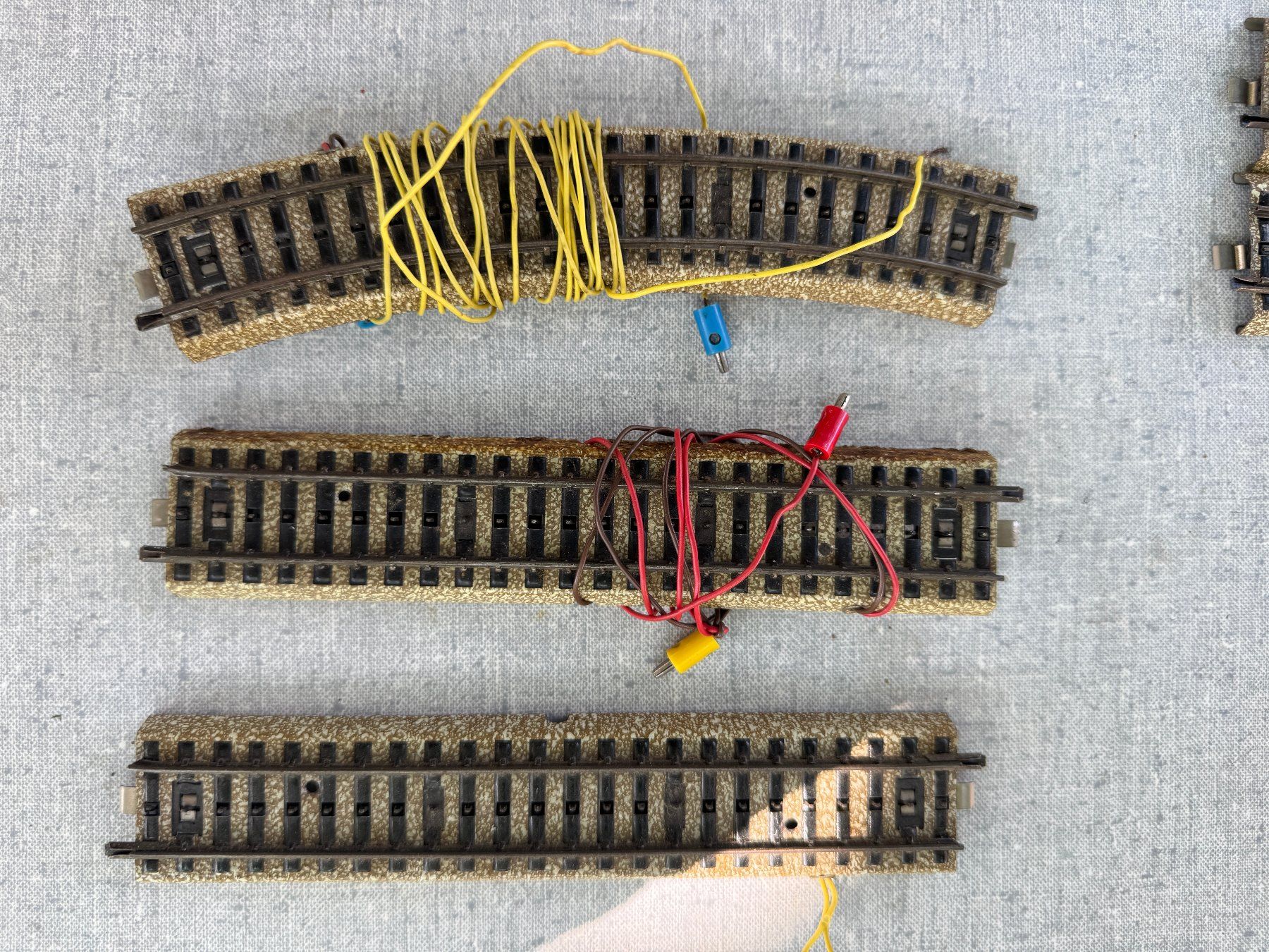 Märklin Modelleisenbahnen: Märklin H0 Wechselstrom M Gleise 65 Stk – Gebraucht aus St. Stephan von jalaxx 1