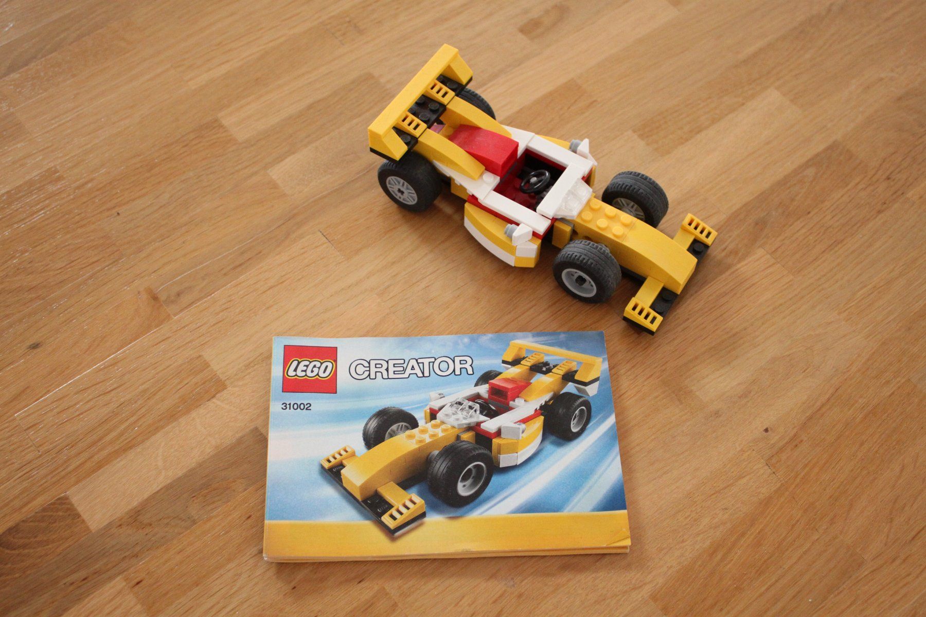 Lego Jeux de construction: Lego Creator 31002 Creator – Rennwagen – D'occasion à Mörschwil par leg_yrn8