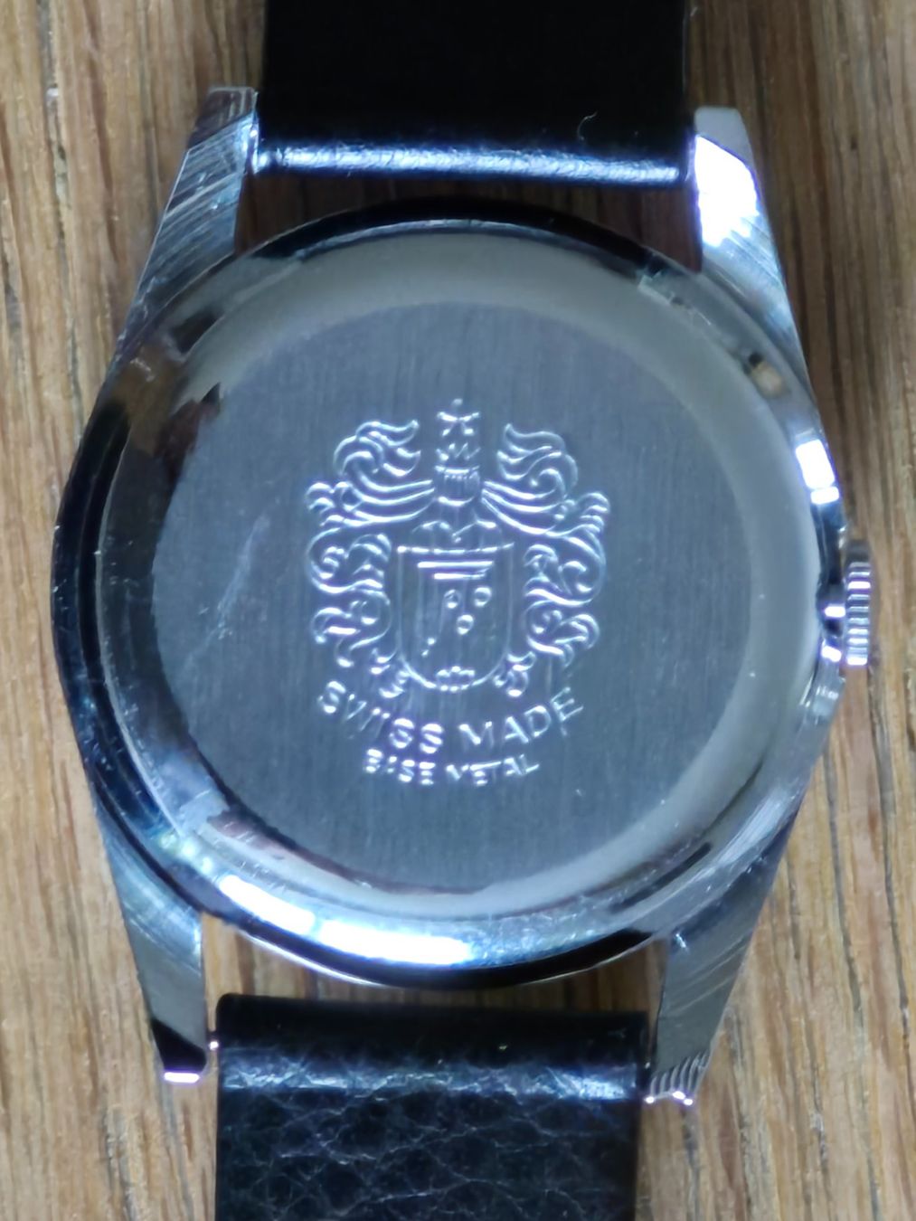Orologi: Armbanduhr DONADA Welschenrohr – Usato da Balsthal venduto da Palcivalle 3