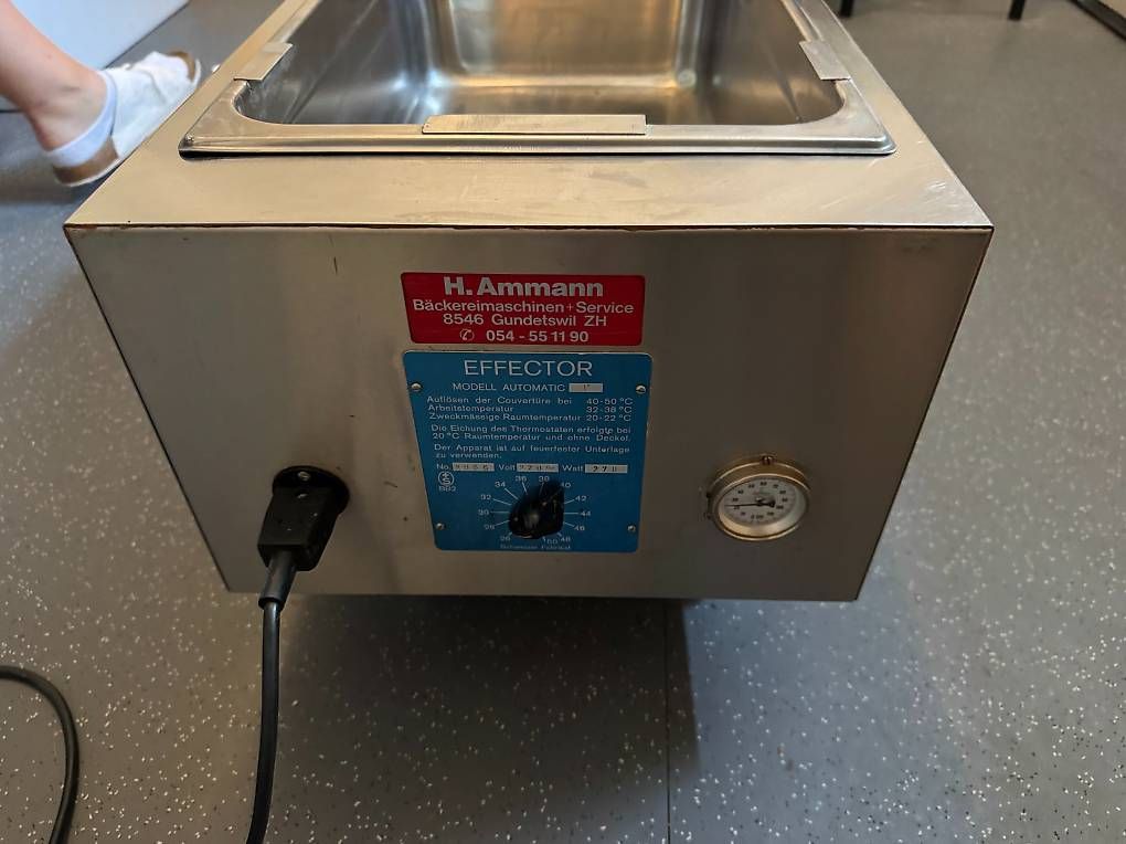 Appareils de cuisine: Trempierapparat (Temperierapparat) Effector Automatic eckig – D'occasion à Balterswil par bike_and_pizza