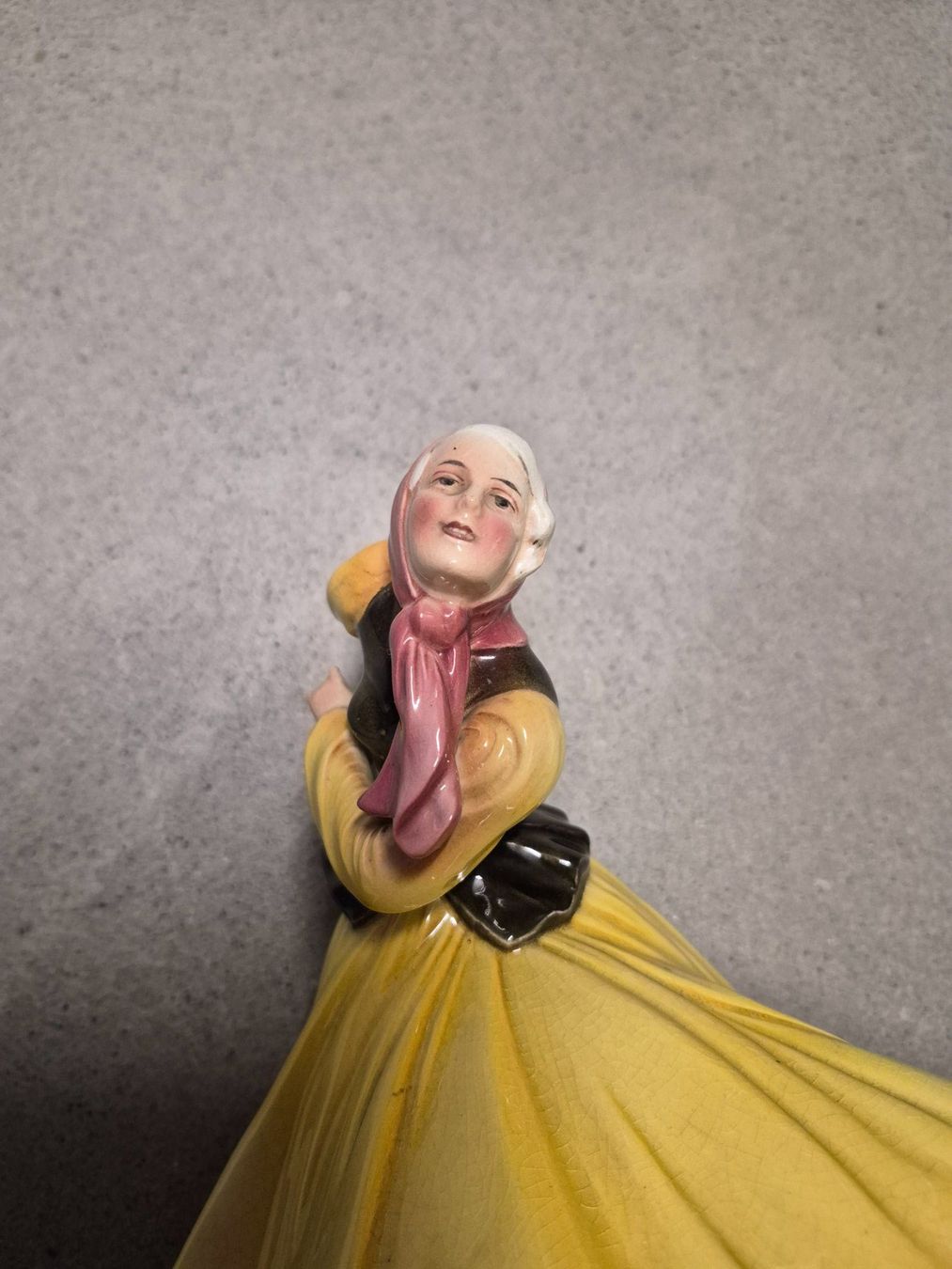 Statuette: Hertwig Katzhütte Figur Tänzerin – Usato da Derendingen venduto da BAK01 2