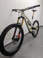 YT CAPRA 27 CF Pro Race - Large - Eggshell