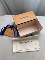 Louis Vuitton Geschenkbox mit Staubbeutel & Band mit Karte