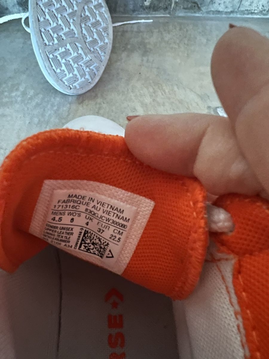 Converse Chaussures femmes: Converse Sneaker Gr.37 Neuwertig  – D'occasion à Eglisau par yd55 2