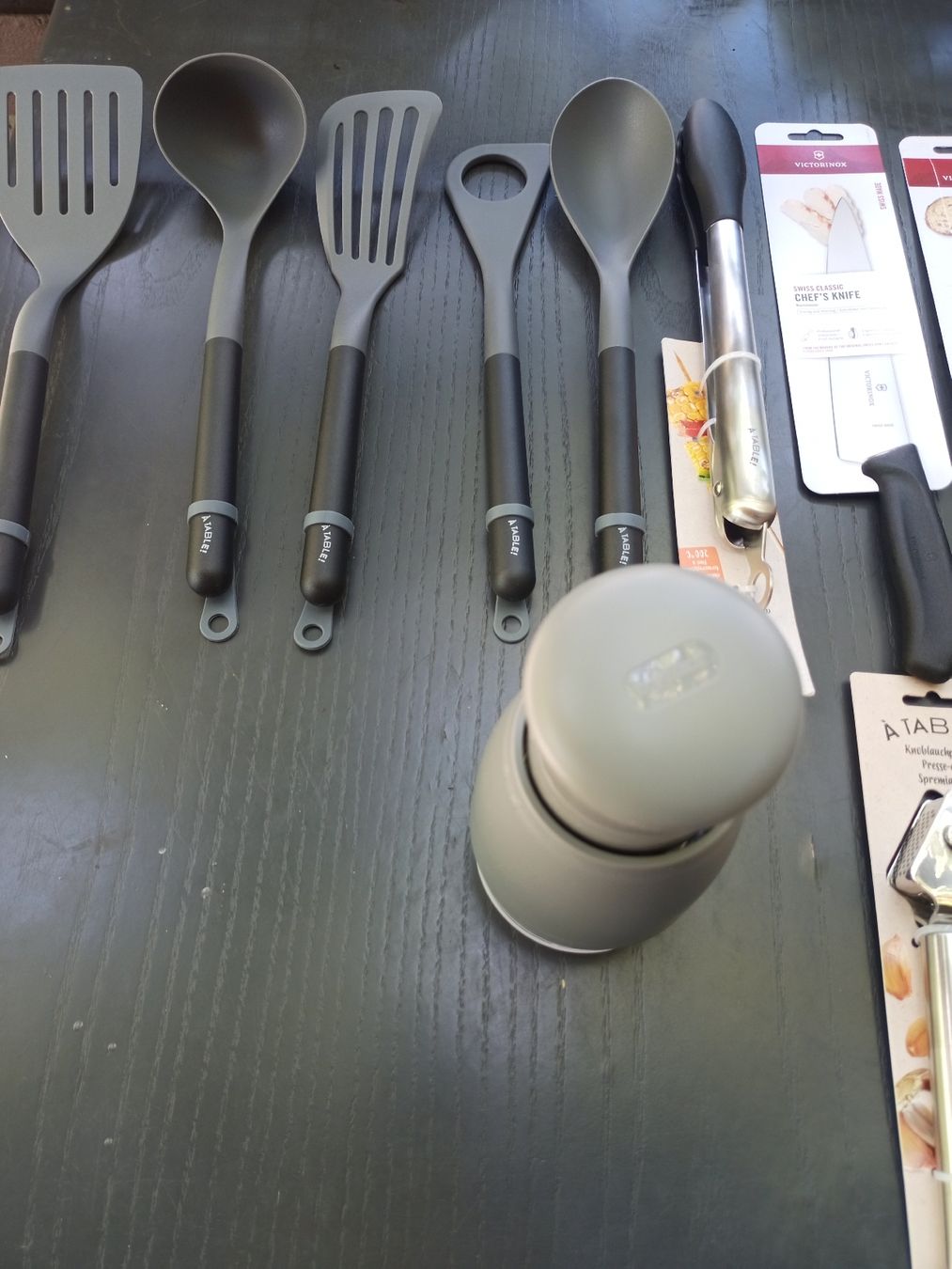 Bestecksets: Küche Set – Neu und originalverpackt aus Winterthur von mal_k2wv 2