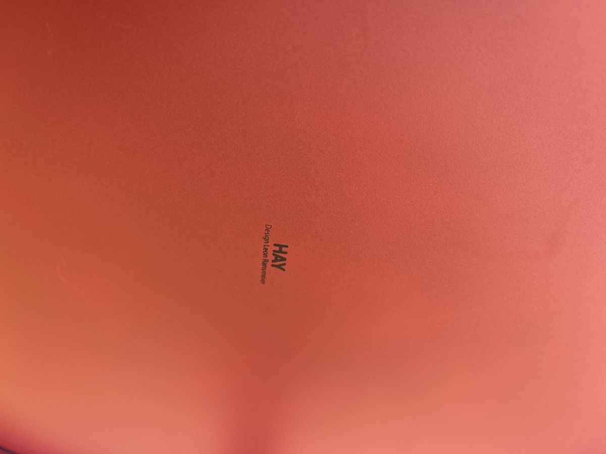 Tables: Hay Runder Stehtisch Metall rot – D'occasion à Berneck par Bonie6 1