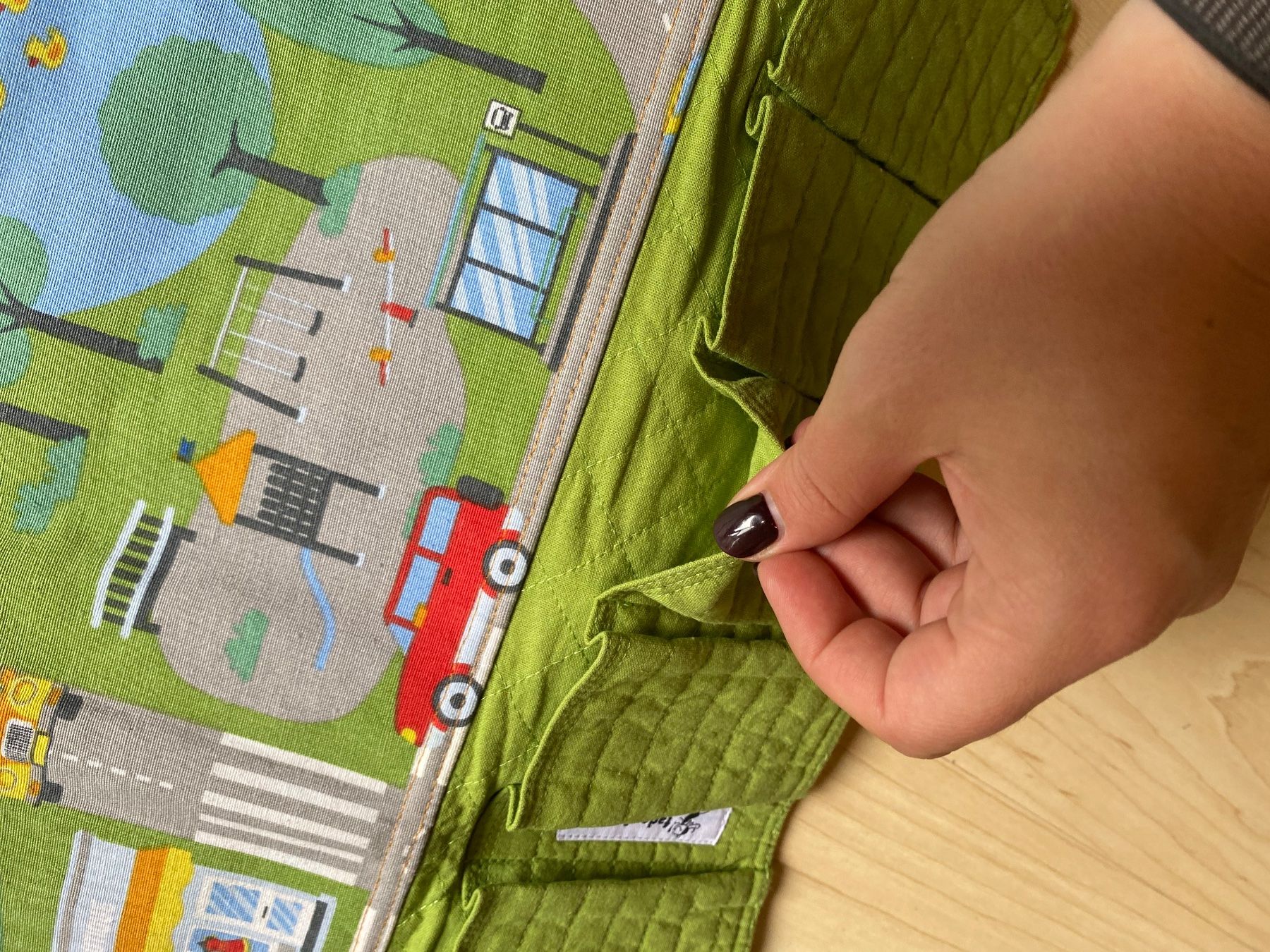 Giocattoli: Spielteppich to-go / Autoteppich – Usato da Edlibach venduto da Kiwi610 3