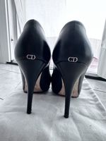 Orig. Dior Pumps aus schwarzem Leder. 36 Gr. 