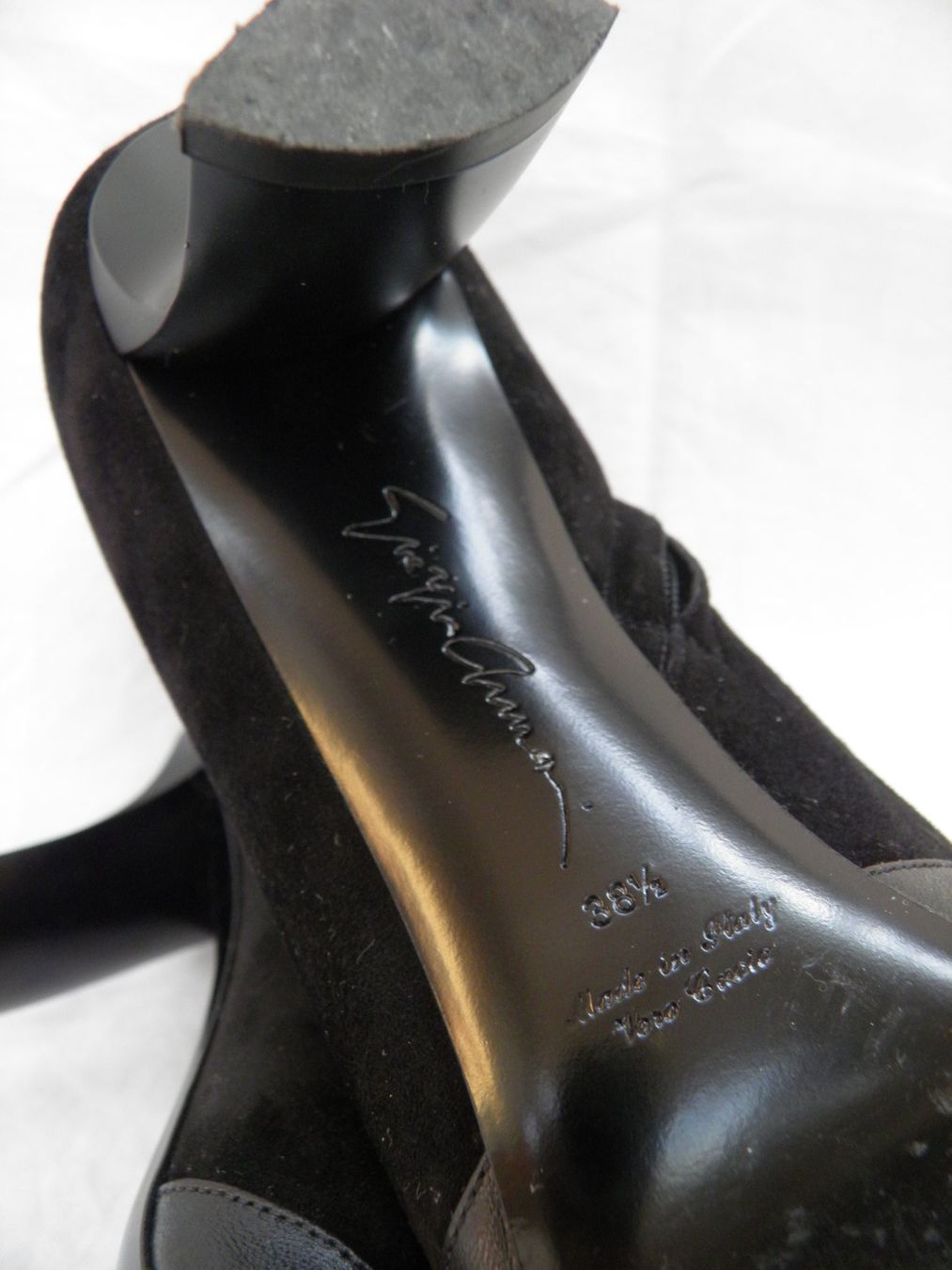 Armani Scarpe da donna: Stiefeletten GIORGIO ARMANI, Grösse 38.5 – Usato da Rüti ZH venduto da corvus-corvus 5