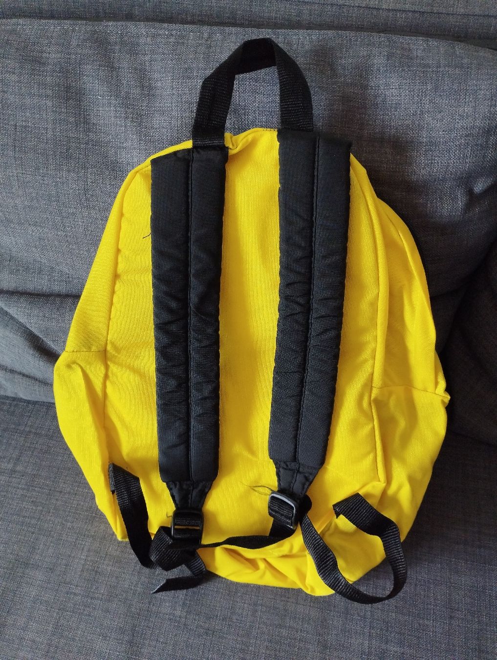 Zaini: Eastpak jaune – Nuovo (secondo la descrizione) da Villars-sur-Glâne venduto da olhu 1