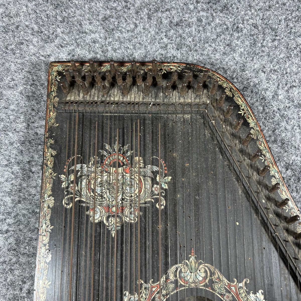 Strumenti musicali: Cithare 1900 instrument – Usato da La Sagne NE venduto da Matlasape 2