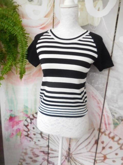 Pulls & Sweat-shirts: Gr. 36 38 s.Masse kesser Ringel Pulli  kurzarm black & white – D'occasion à Basel par FRAU.ZAUBER.MOND 3