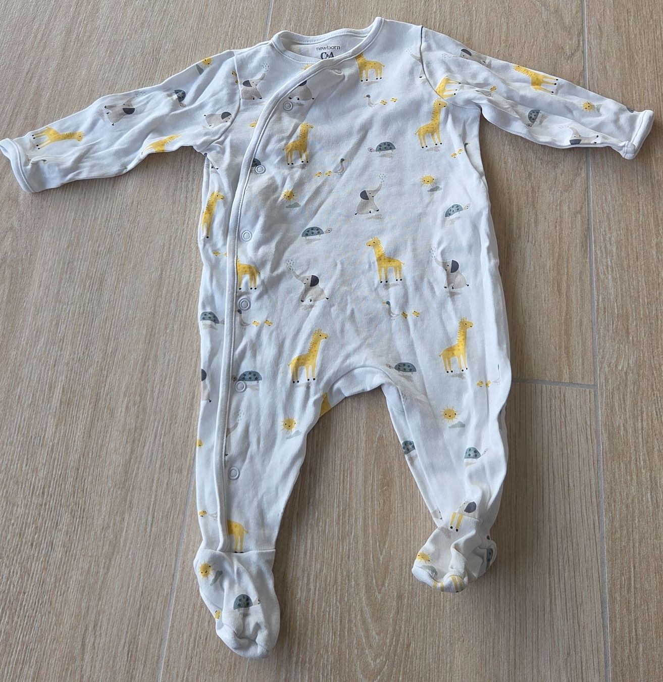 C&A Pigiami: Pyjama bébé animaux, taille 68, comme neuf – Nuovo (secondo la descrizione) da Neuchâtel venduto da bilao