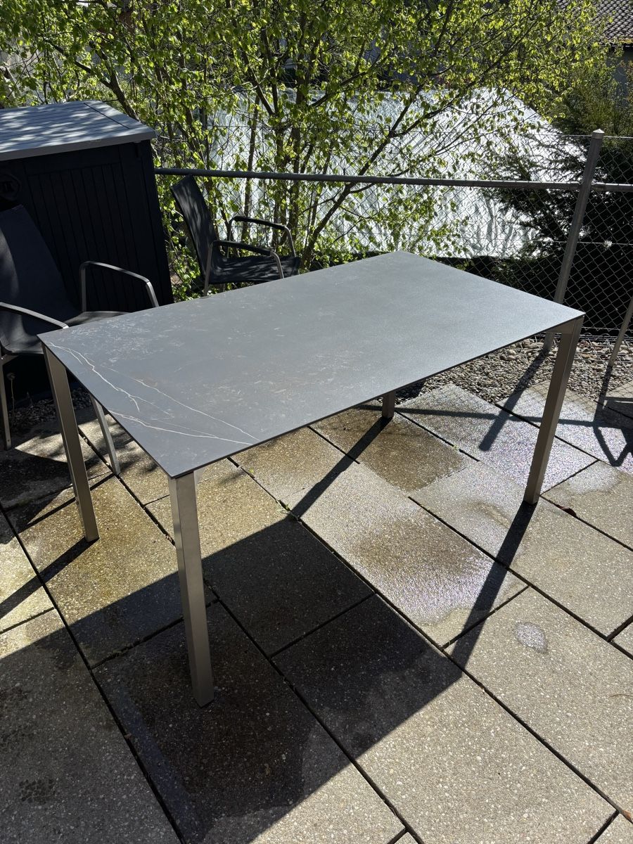 Tavoli: MALO Gartentisch 140x80cm – Usato da Uster venduto da fab_kst9