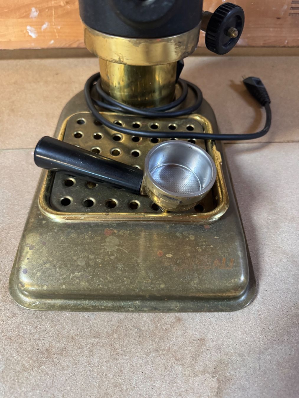 Cimbali Macchine per caffè & Macchine per espresso: Espressomaschine La Cimbali Messing Vintage – Usato da Zürich venduto da emm_j2mc 3