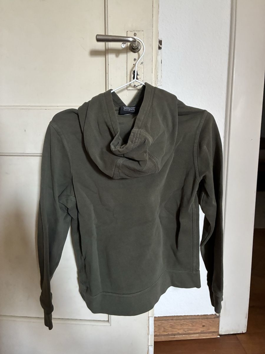 Nike Pullover & Sweatshirts: Nike Pullover Kapuze Khaki – Gebraucht aus Solothurn von veylo 2