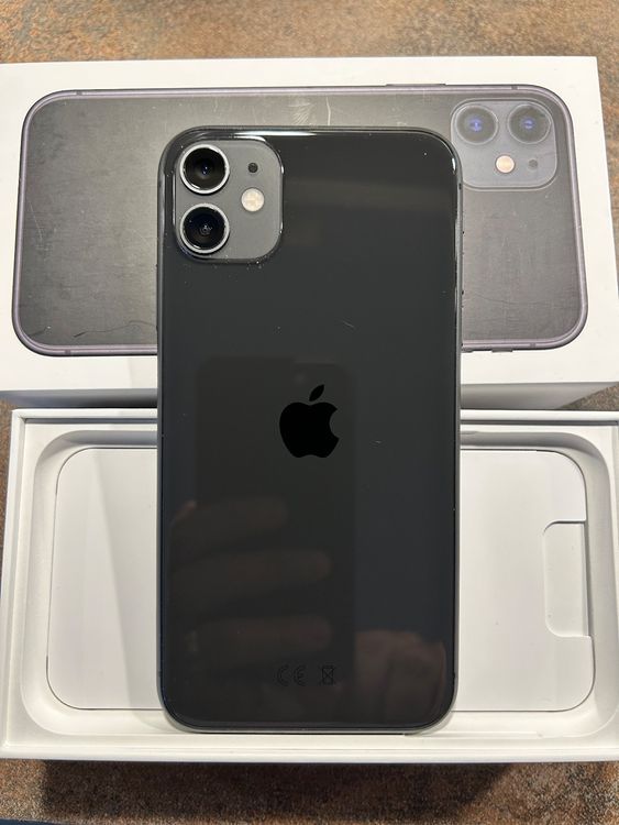 Apple iPhone 11 64 GB Noir Reconditionné