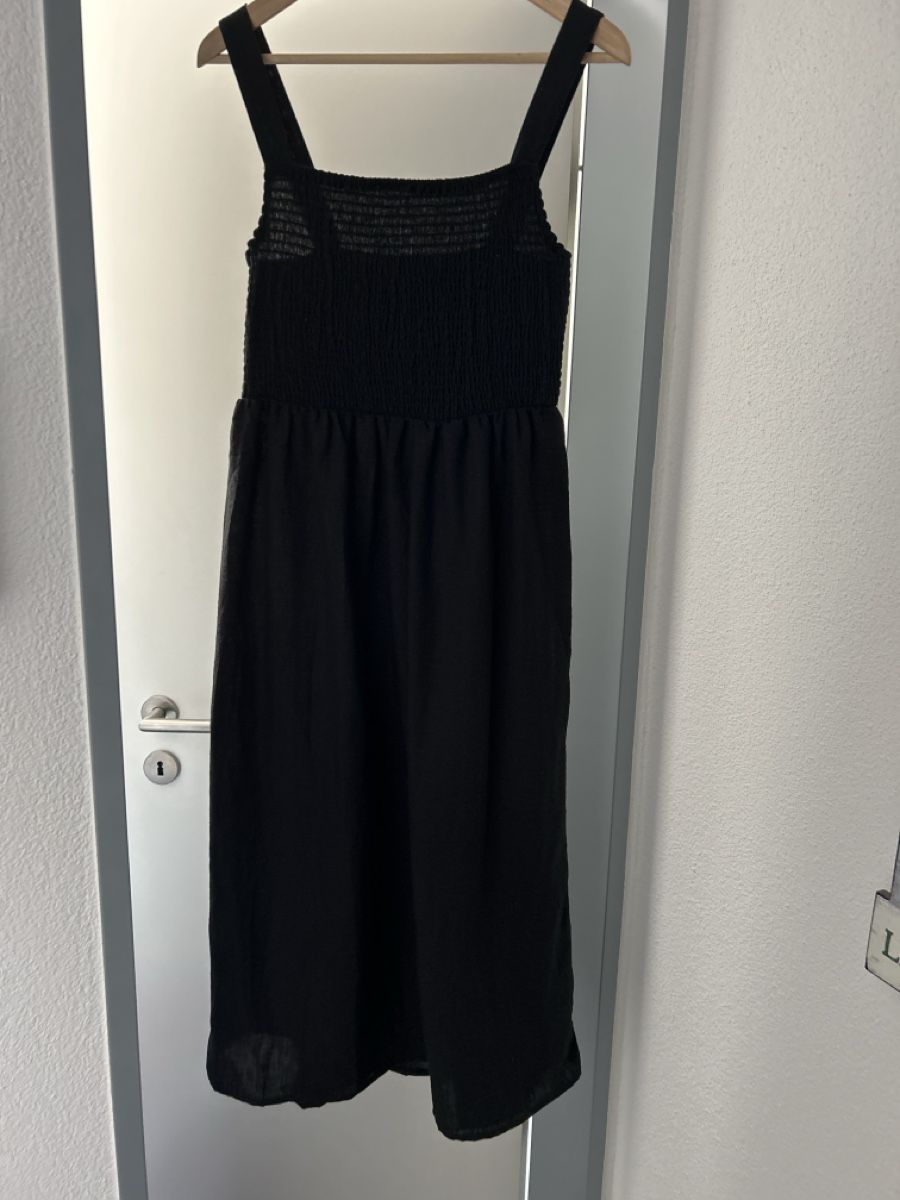Vestiti: Kleid von Chicoree, Grösse M, schwarz – Nuovo (secondo la descrizione) da Erlinsbach SO venduto da hallon480