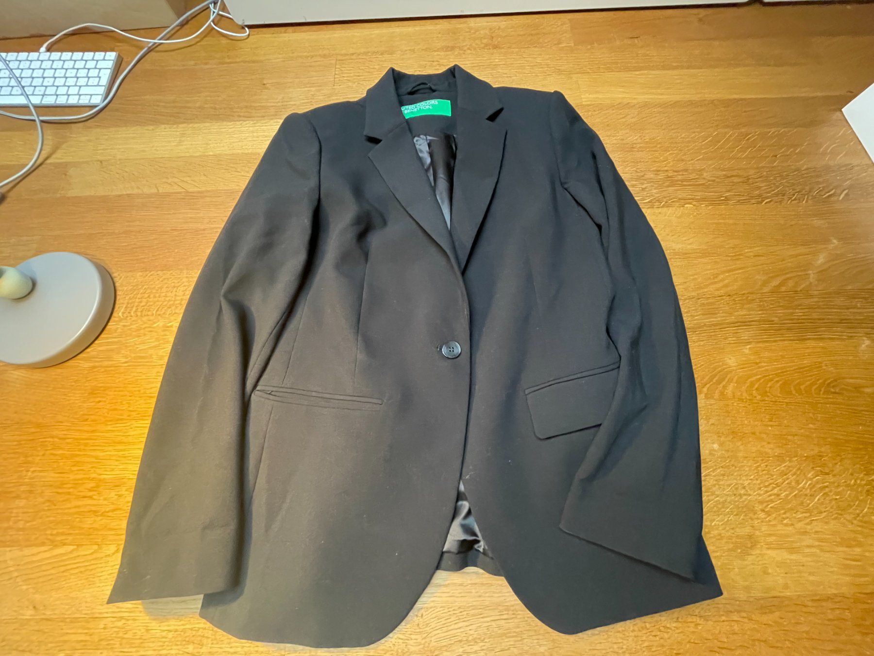 Benetton Giacche: Benetton Blazer schwarz – Usato da Aarau venduto da Chicca2006 3