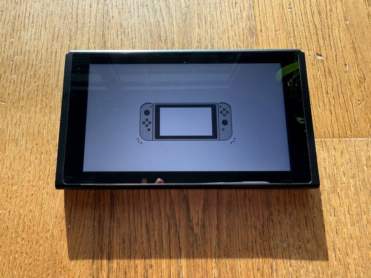 Nintendo Konsolen: Nintendo Switch Konsole / Bildschirm – Gebraucht aus Läufelfingen von Seraphim13 2