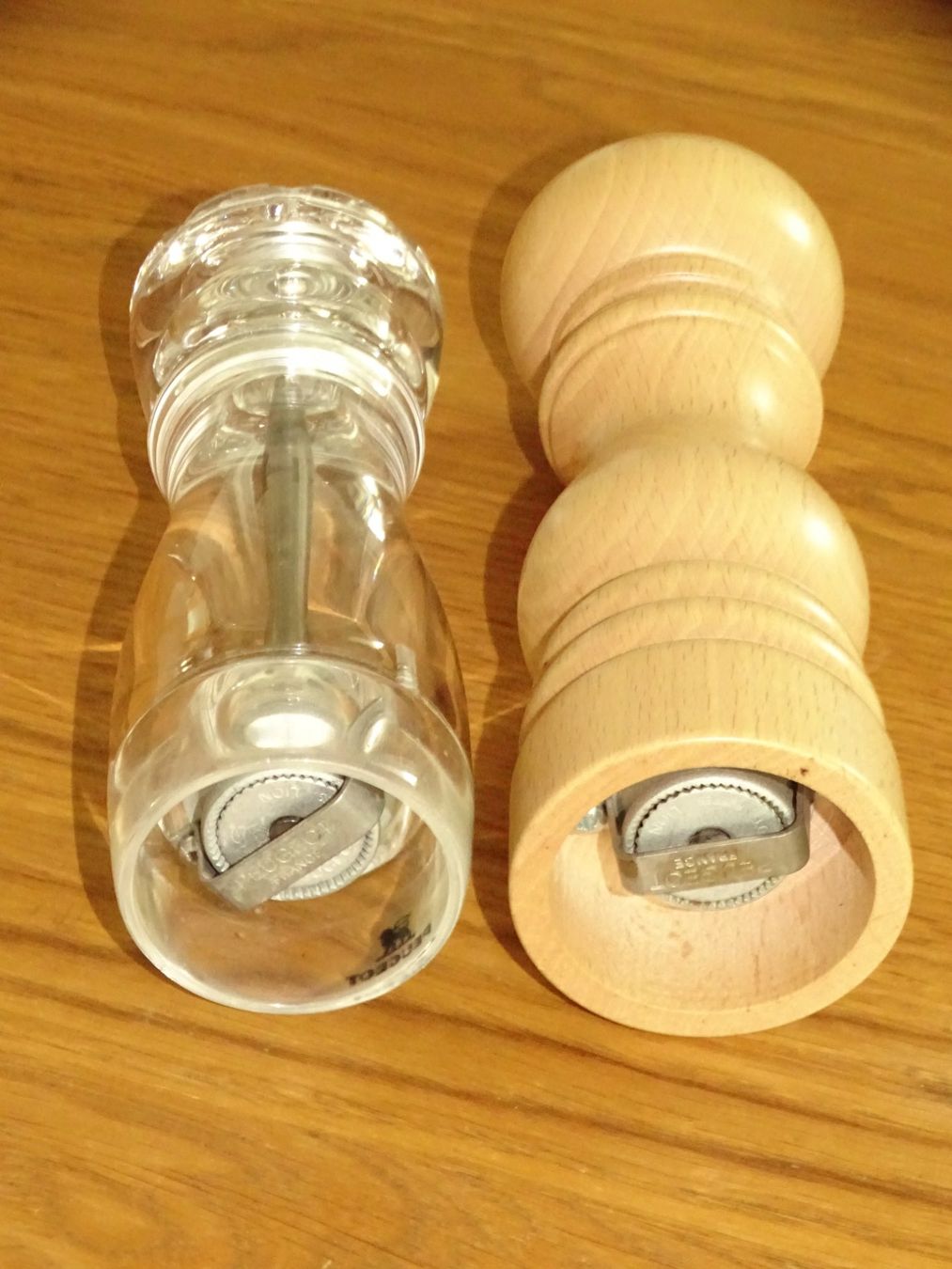 Küchengeräte: 2 Peugeot Salz- oder Pfeffermühle – Gebraucht aus Hirzel von Musicman03 2