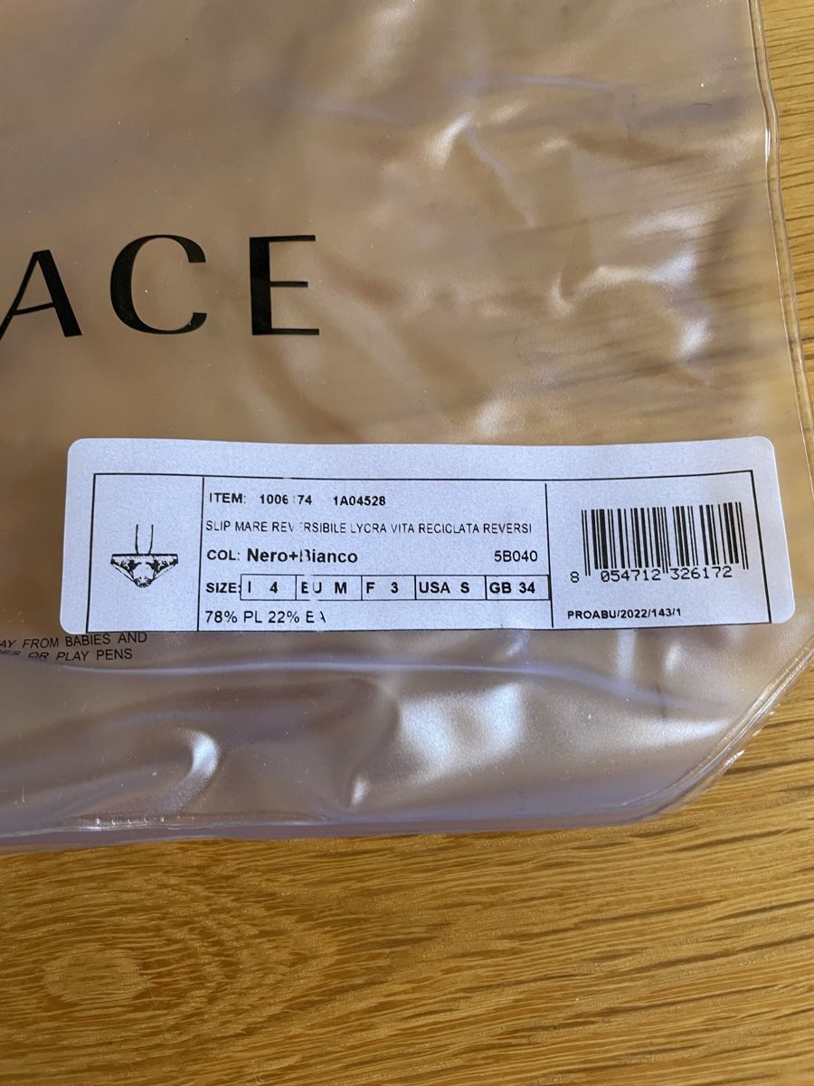 Versace Costumi da bagno: Maillot de bain Versace réversible, taille 4 comme neuf – Nuovo (secondo la descrizione) da Fully venduto da Lancelot777 5