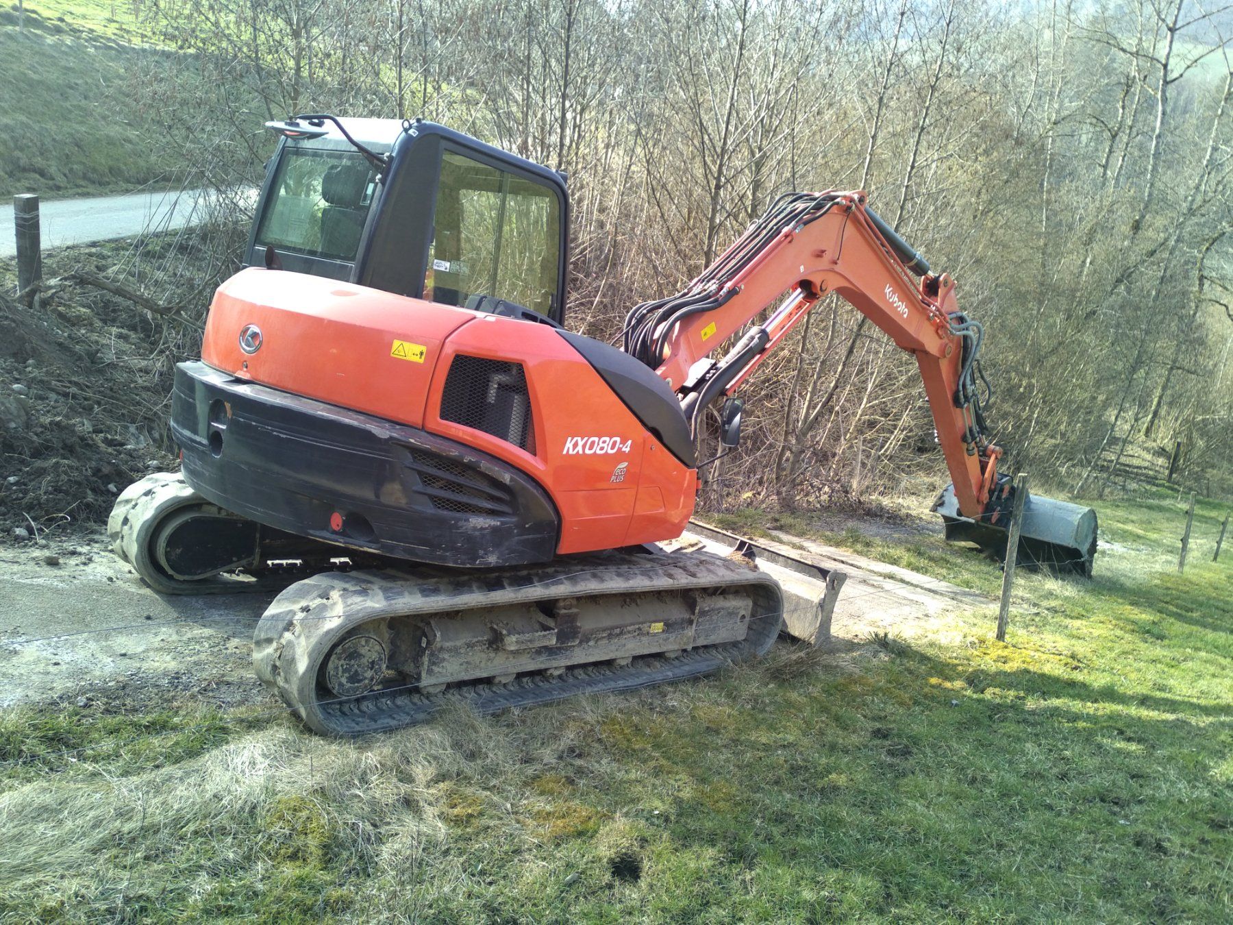 Escavatori: BAGGER 8 TO MIETEN – Usato da Biembach im Emmental venduto da Daewoo75 2