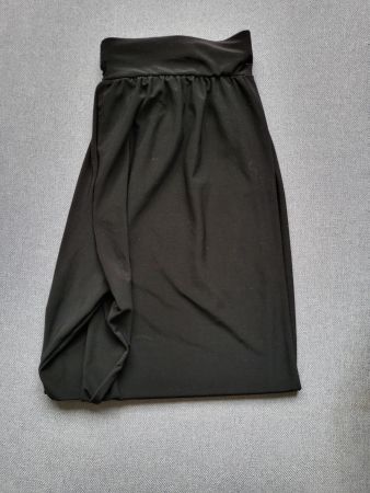 Schwarze Hose