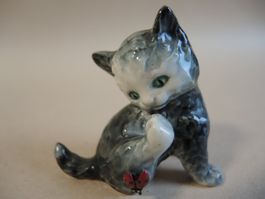 Goebel Göbel Katze Figur Porzellan mit Marienkäfer