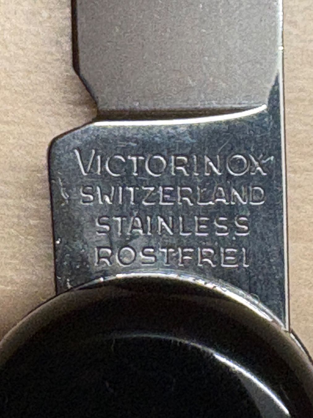 Victorinox Coltelli tascabile: Victorinox schwarz Basler Versicherung – Usato da Rümligen venduto da Sibill 4